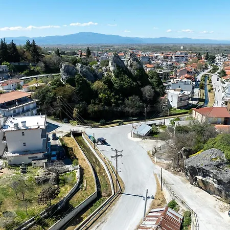 Philoxenia House דירה