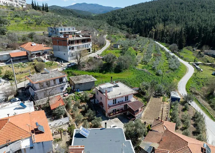 Appartamento Philoxenia House *